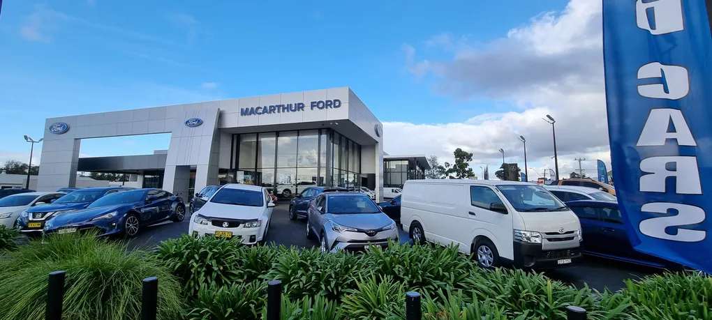 Macarthur Ford