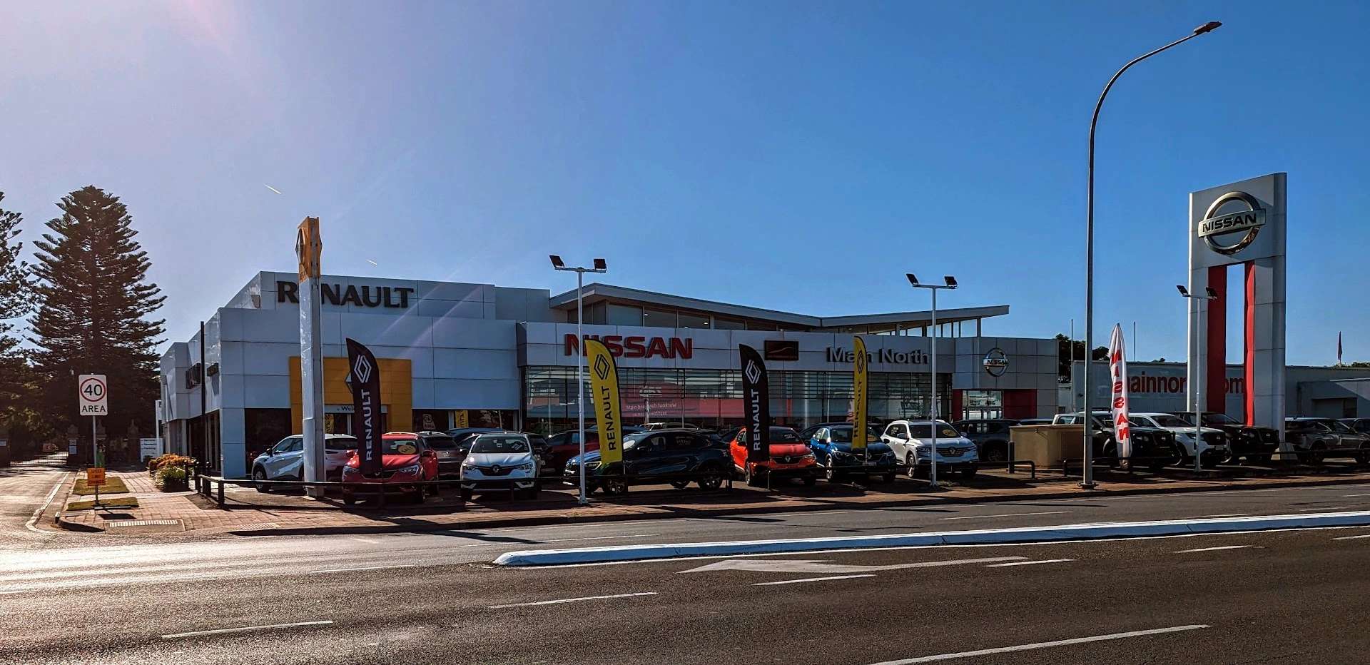 Main North Renault
