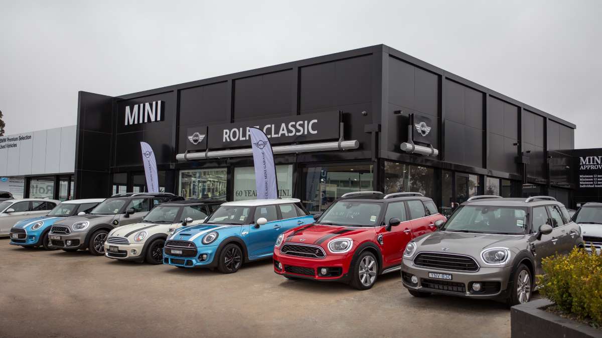 Canberra MINI Garage