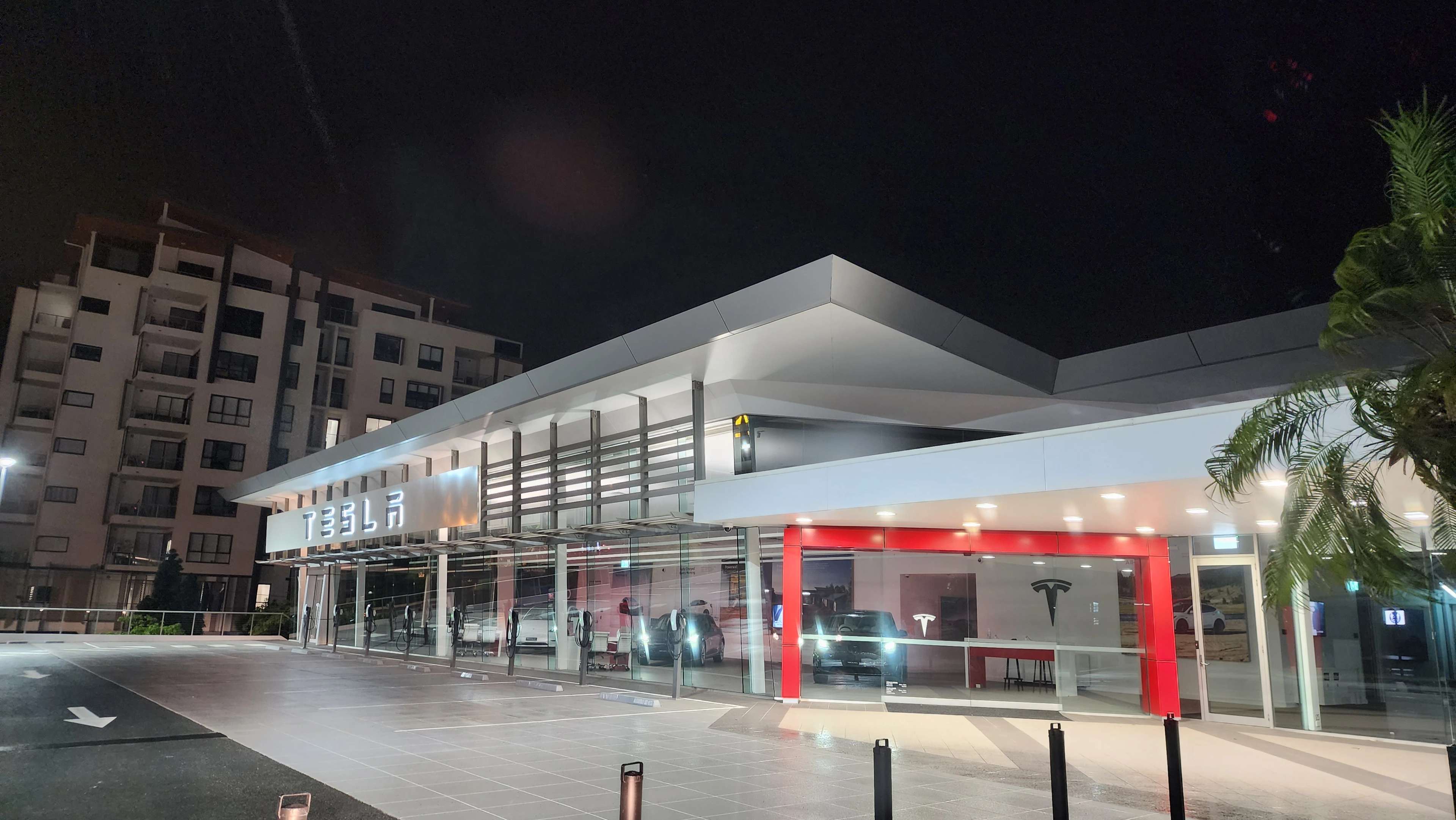 Tesla Mount Gravatt